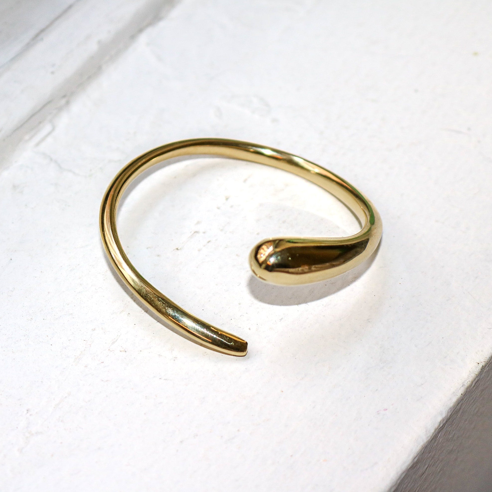 Blooh Sustainable Jewelry Made in East Africa Women's Gold Bracelet