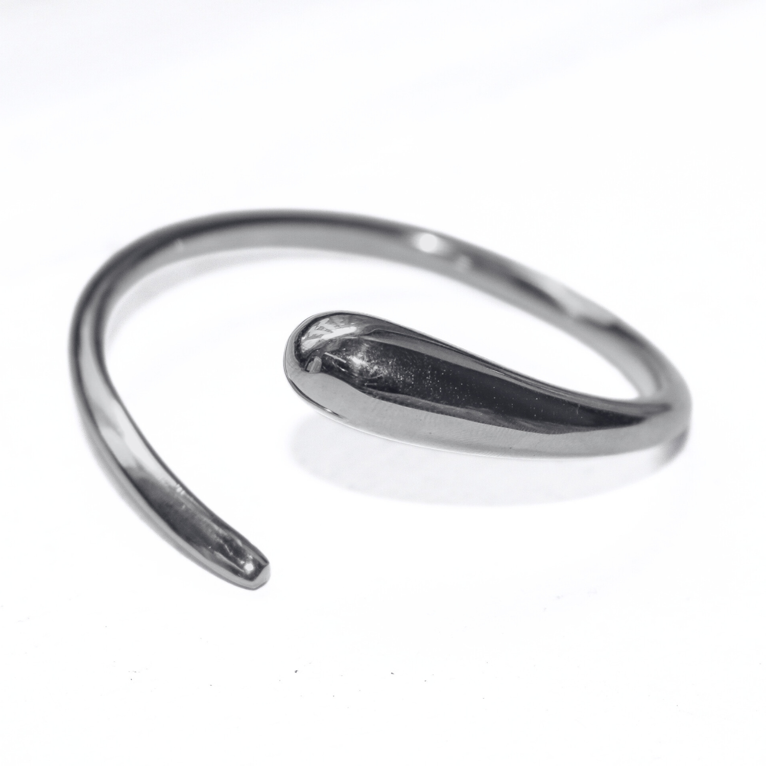 Blooh Sustainable Jewelry Made in East Africa Women's Gold Silver Bracelet